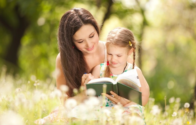 Защо е важно децата да четат книги?